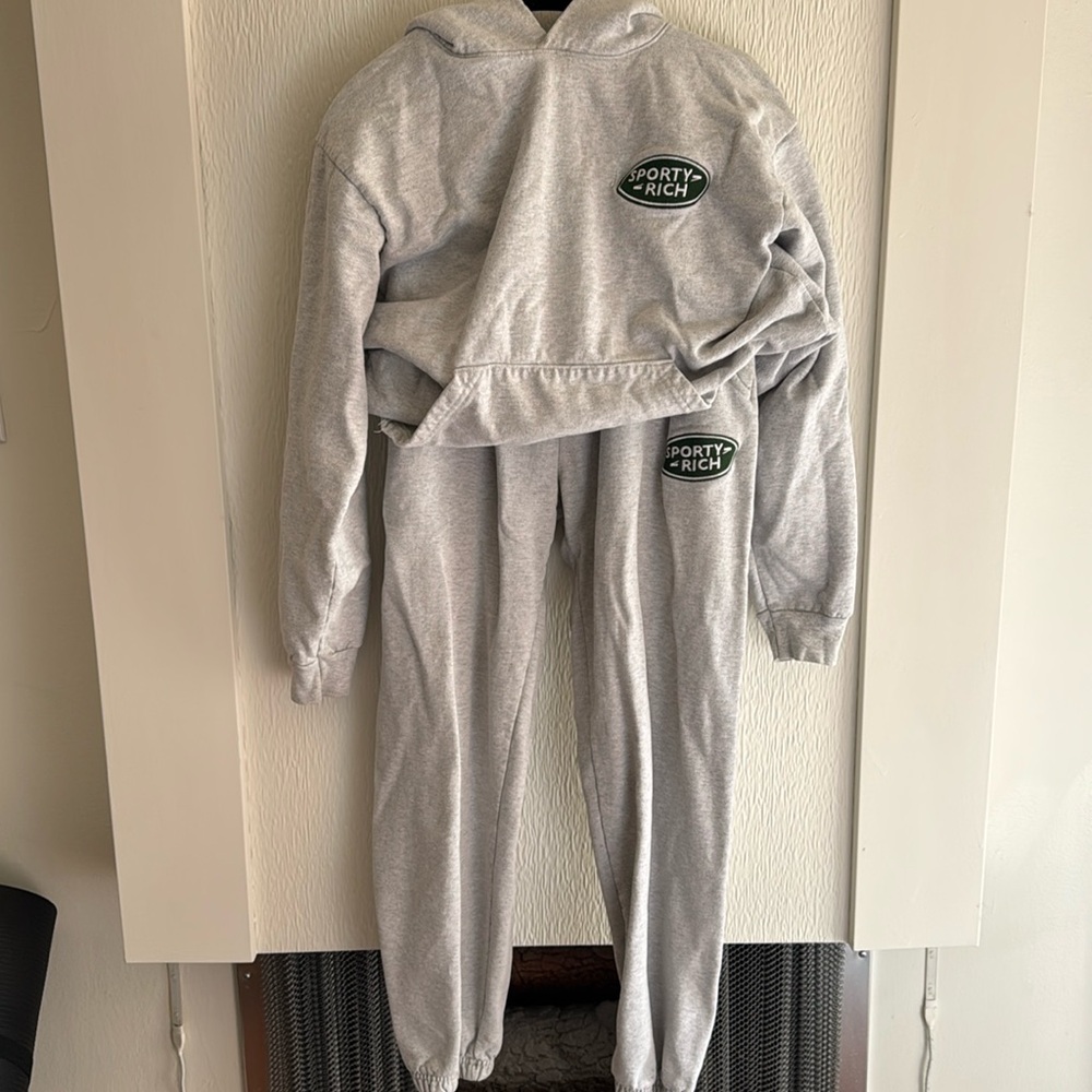 Sporty & Rich Landrover Logo Sweatsuit Set